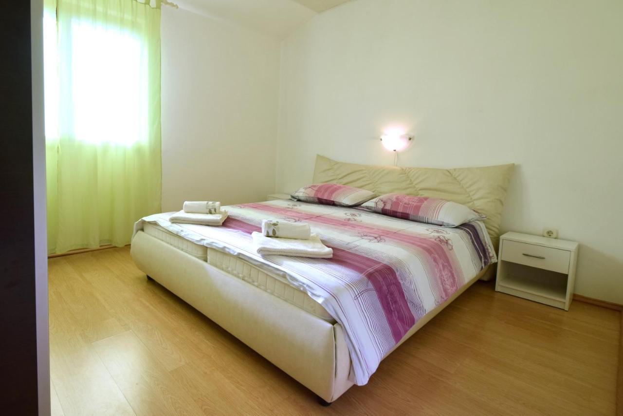 Apartments Marinela Нивице Экстерьер фото
